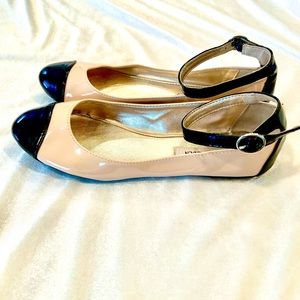 Steve Madden Ankle Strap Ballet Flats, Beige & Black Cap Toe Patent Leather 7.5